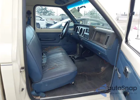 1988 Ford Ranger from USA, damaged, VIN 1FTBR10A0JUC36686